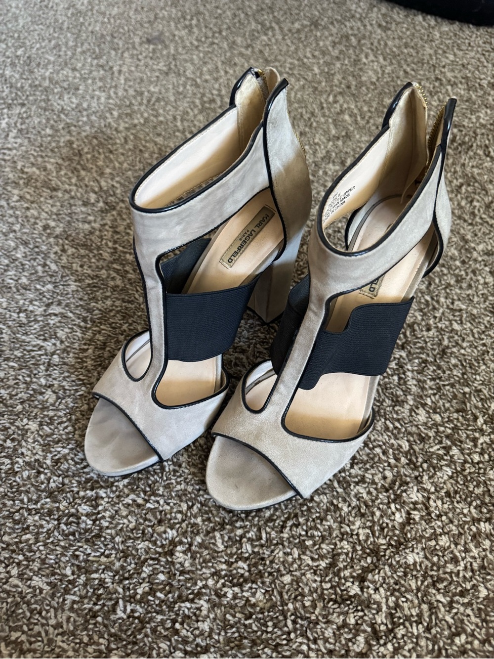Karl Lagerfeld Gray Suede Cutout Sandals with Black Elastic Panels
